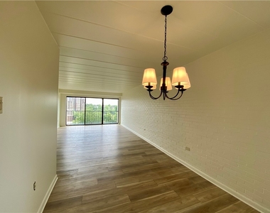 53 Academy Avenue - Photo Thumbnail 7