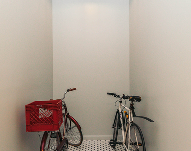 6080 Myrtle Ave - Photo Thumbnail 7