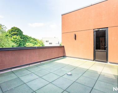 6080 Myrtle Ave - Photo Thumbnail 18