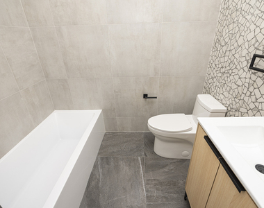 899 Fulton St - Photo Thumbnail 4