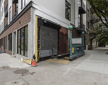 899 Fulton St - Photo Thumbnail 11