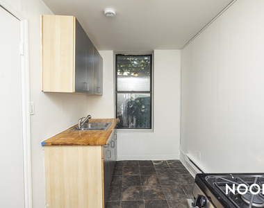 147 Starr St - Photo Thumbnail 13