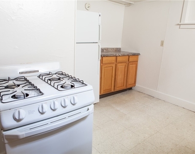 700 Westcott Street - Photo Thumbnail 4