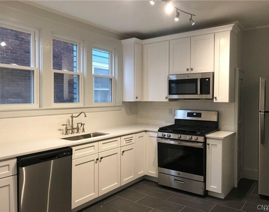 1815 James Street - Photo Thumbnail 4