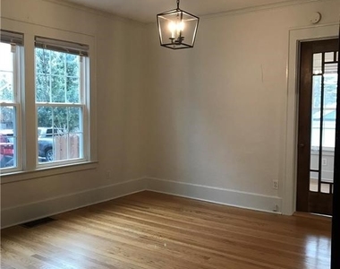 1815 James Street - Photo Thumbnail 3