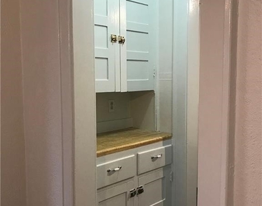 1815 James Street - Photo Thumbnail 14