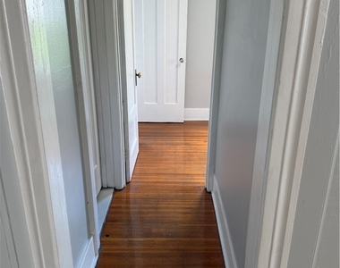415 Magee Avenue - Photo Thumbnail 8