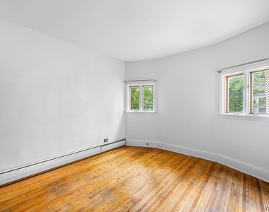 845 Potomac Avenue - Photo Thumbnail 9