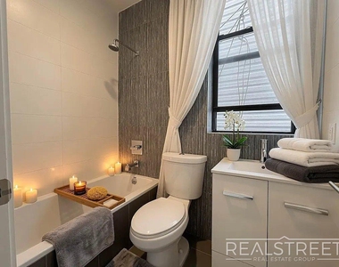 22 Catherine St - Photo Thumbnail 5