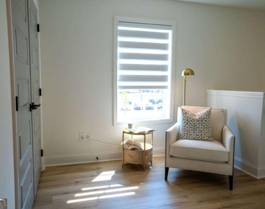 1365 Sydney Oaks Drive - Photo Thumbnail 13