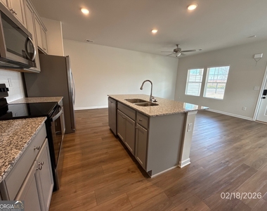 333 S Point Boulevard - Photo Thumbnail 4