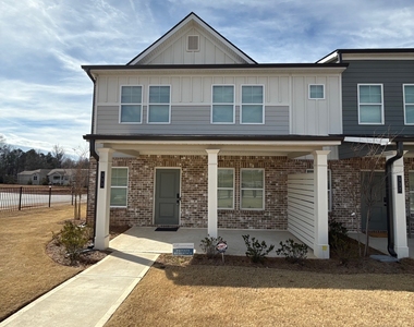333 S Point Boulevard - Photo Thumbnail 1