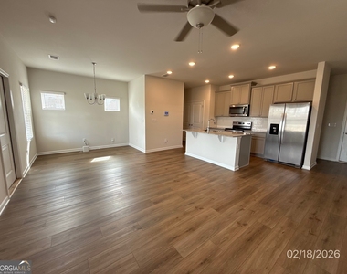 333 S Point Boulevard - Photo Thumbnail 3