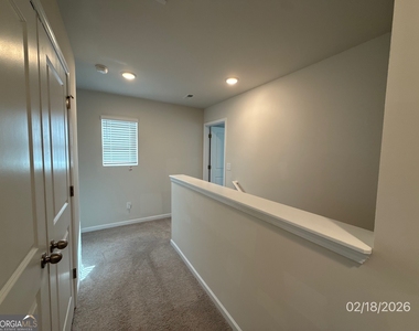 333 S Point Boulevard - Photo Thumbnail 11
