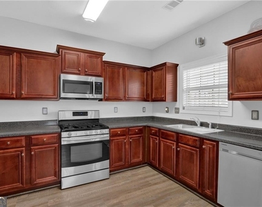 2145 Waterford Park Drive - Photo Thumbnail 19
