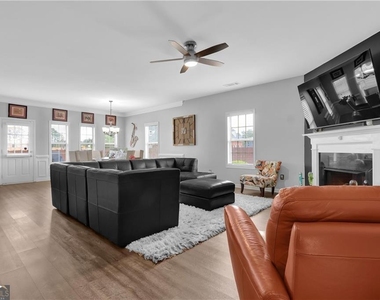 2145 Waterford Park Drive - Photo Thumbnail 12