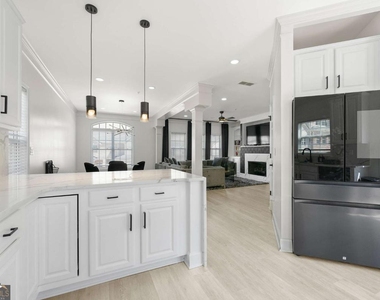 1501 Glen Ivy - Photo Thumbnail 7