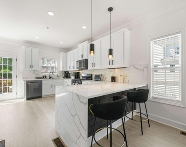 1501 Glen Ivy - Photo Thumbnail 6