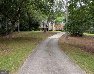 3004 Dogwood Lane - Photo Thumbnail 1