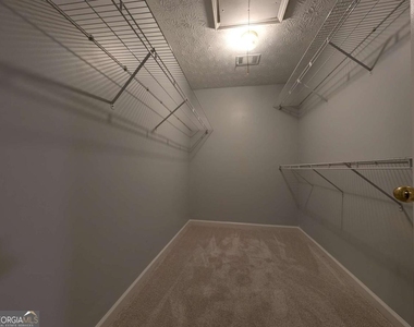 3004 Dogwood Lane - Photo Thumbnail 19