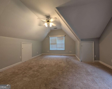 3004 Dogwood Lane - Photo Thumbnail 14