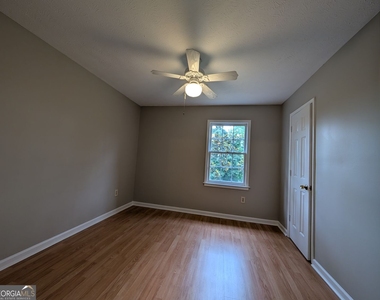 443 Cricket Ridge Court - Photo Thumbnail 14
