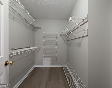 443 Cricket Ridge Court - Photo Thumbnail 13