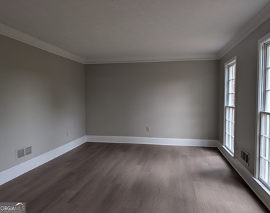 443 Cricket Ridge Court - Photo Thumbnail 2