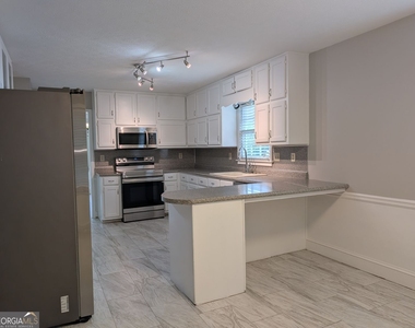 443 Cricket Ridge Court - Photo Thumbnail 5