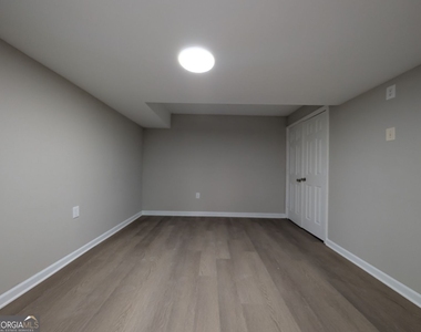 443 Cricket Ridge Court - Photo Thumbnail 17