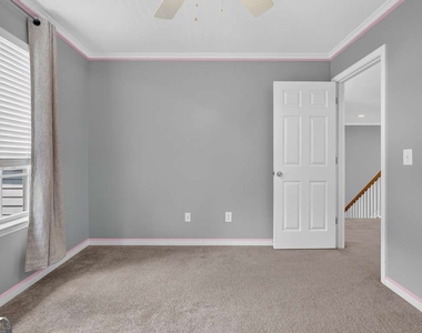 153 Fitzroy Lane - Photo Thumbnail 35