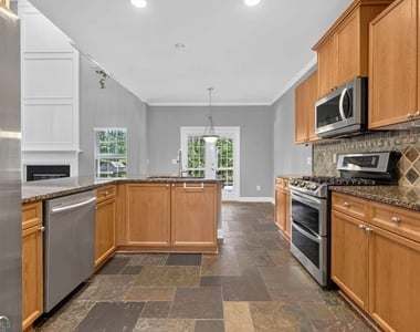 153 Fitzroy Lane - Photo Thumbnail 8
