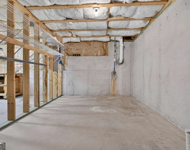 153 Fitzroy Lane - Photo Thumbnail 56