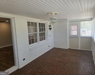 3420 Northside Drive - Photo Thumbnail 11