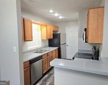 152 S Fairfield Drive - Photo Thumbnail 11