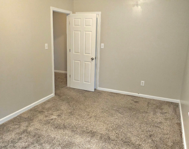 152 S Fairfield Drive - Photo Thumbnail 24