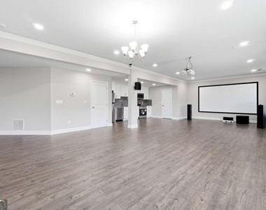 304 Cochin Drive - Photo Thumbnail 49