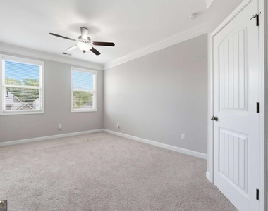304 Cochin Drive - Photo Thumbnail 24