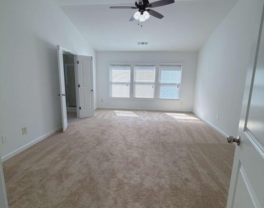 1000 Parkside Wood Court - Photo Thumbnail 7