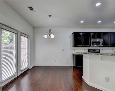 1000 Parkside Wood Court - Photo Thumbnail 2