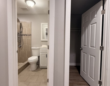 657 Robert E Lee Parkway - Photo Thumbnail 18
