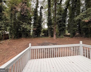 657 Robert E Lee Parkway - Photo Thumbnail 29