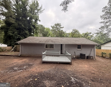 657 Robert E Lee Parkway - Photo Thumbnail 25