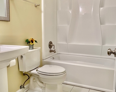 322 Powder Springs Street - Photo Thumbnail 20