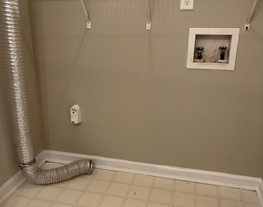 130 Beth Court - Photo Thumbnail 11
