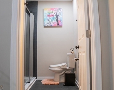 2110 Garden Place - Photo Thumbnail 12