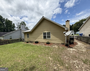 125 Shadow Pond Road - Photo Thumbnail 4