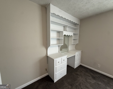 602 Hillcrest Parkway - Photo Thumbnail 24