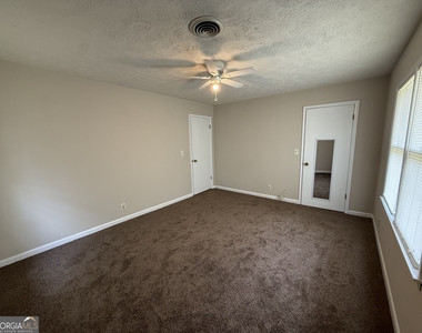 602 Hillcrest Parkway - Photo Thumbnail 26