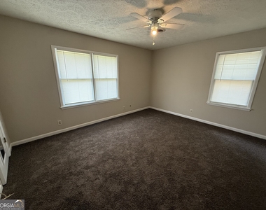 602 Hillcrest Parkway - Photo Thumbnail 25